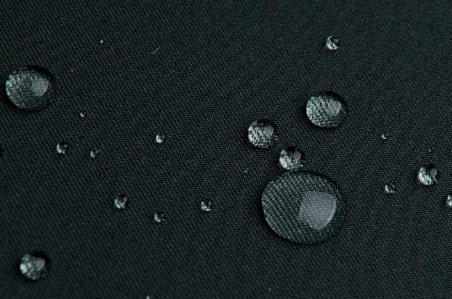 Detalle de tela impermeable con recubrimiento de poliuretano - calibre y grosor del material