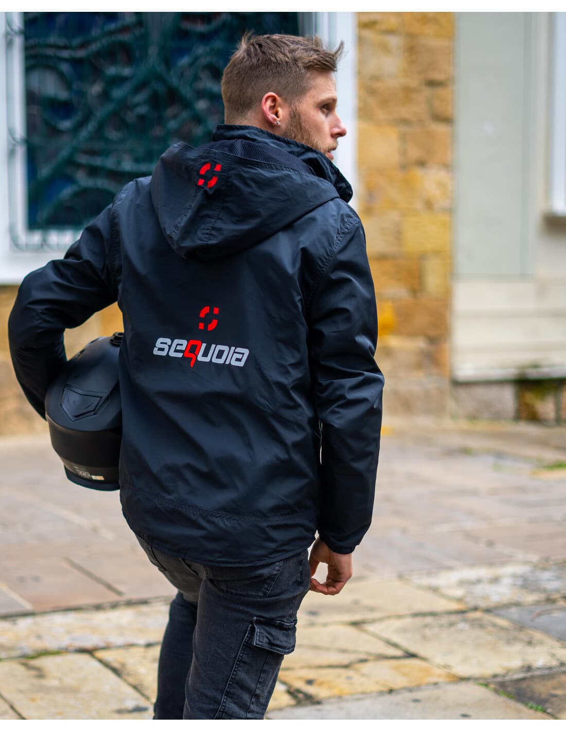 Chaqueta Impermeable con Protecciones Removibles Certificadas Unisex vista posterior - Proteccion para motociclista