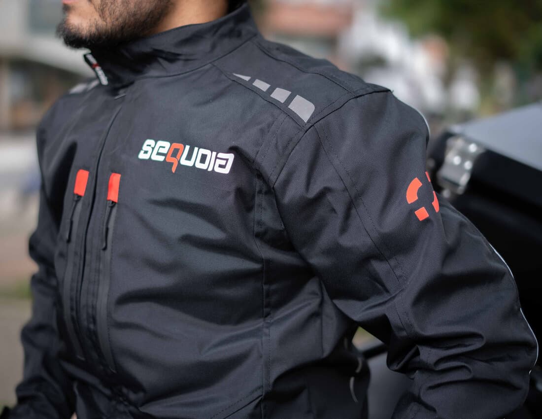 Traje anti fricción Black Pro  de Moto, Impermeable Sequoia Speed detalle material - Antifriccion impermeable