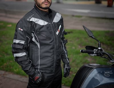 Chaqueta Carrera Gris - de Protección, Protecciones Certificadas e Impermeable