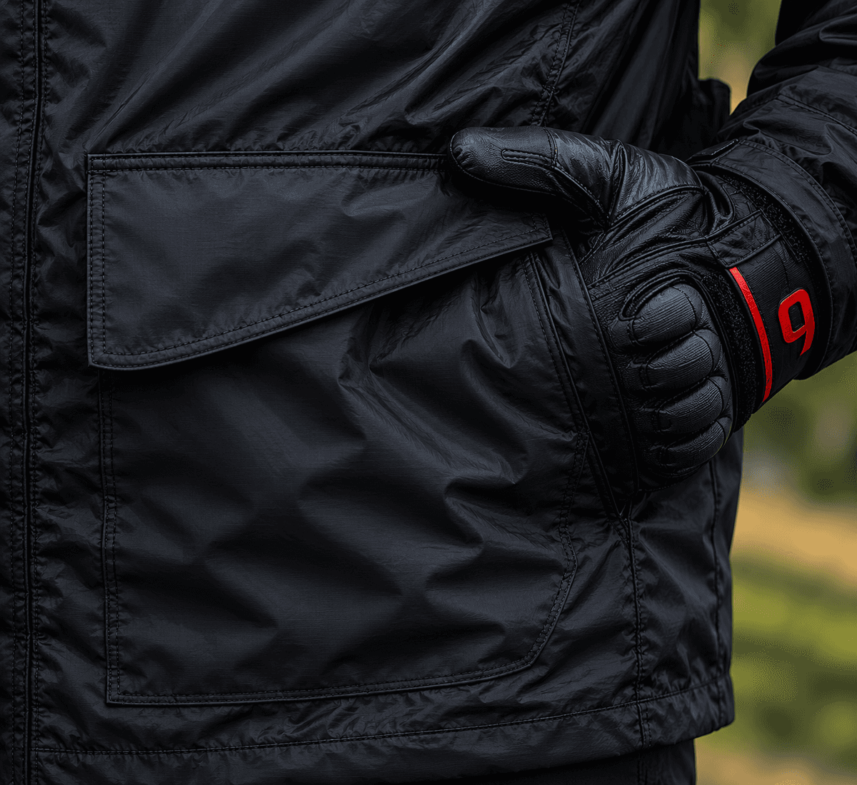 Chaqueta Sahara Negra - Protecciones Certificadas - 100% Impermeable
