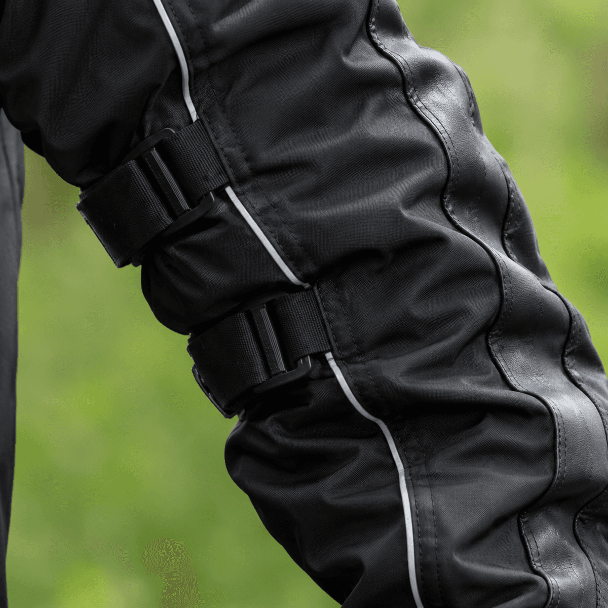 Chaqueta TT - Protecciones Removibles Certificadas 100 Impermeable.