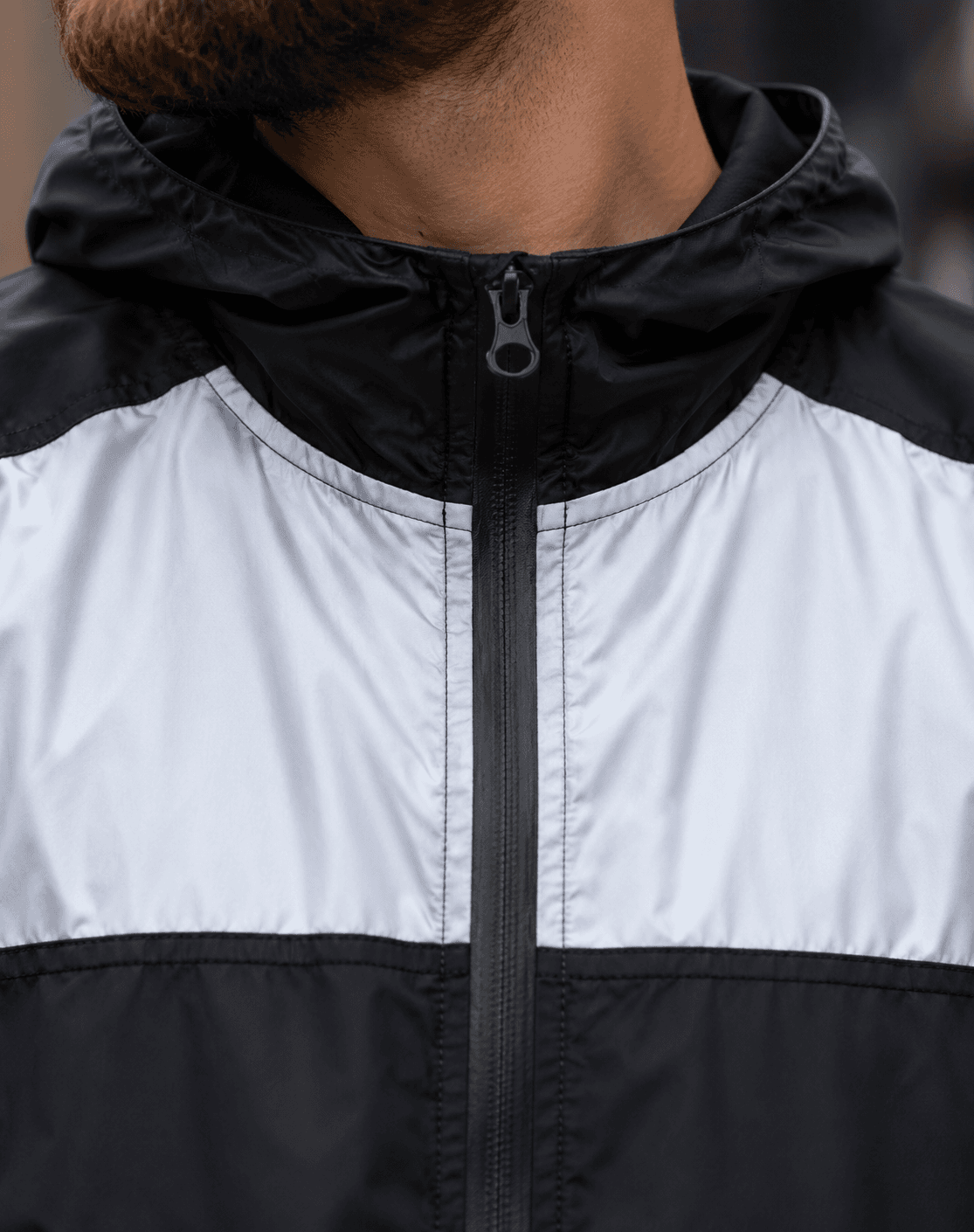 Chaqueta Reflectiva Gris Plata de Moto tipo Cortaviento con Protecciones Motociclista para Mujer y Caballeros