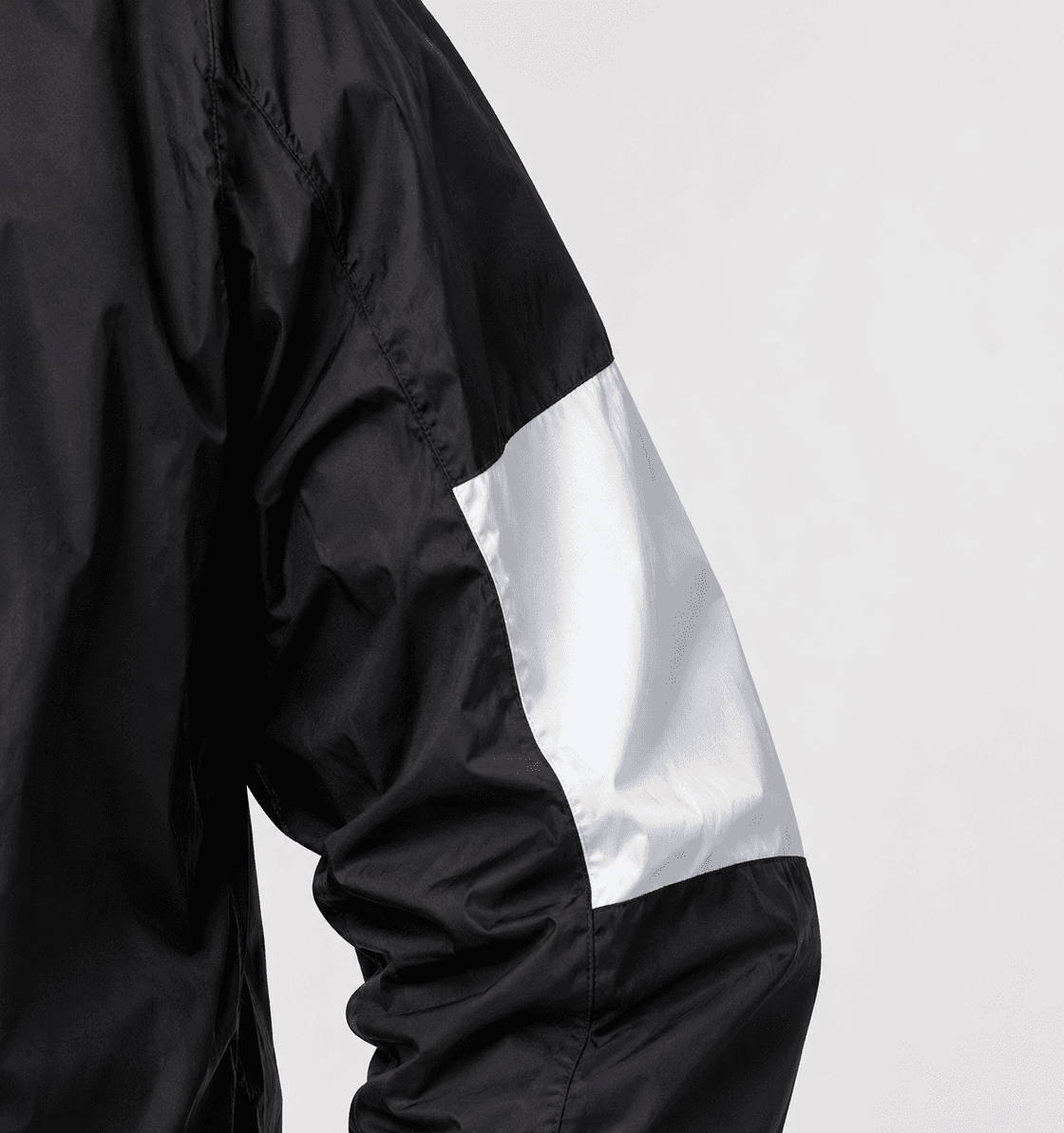 Chaqueta Reflectiva Gris Plata de Moto tipo Cortaviento con Protecciones Motociclista para Mujer y Caballeros