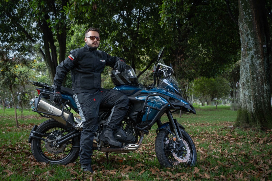 Chaqueta Mesh de Verano Antifricción en Malla Transpirable 100% Impermeable