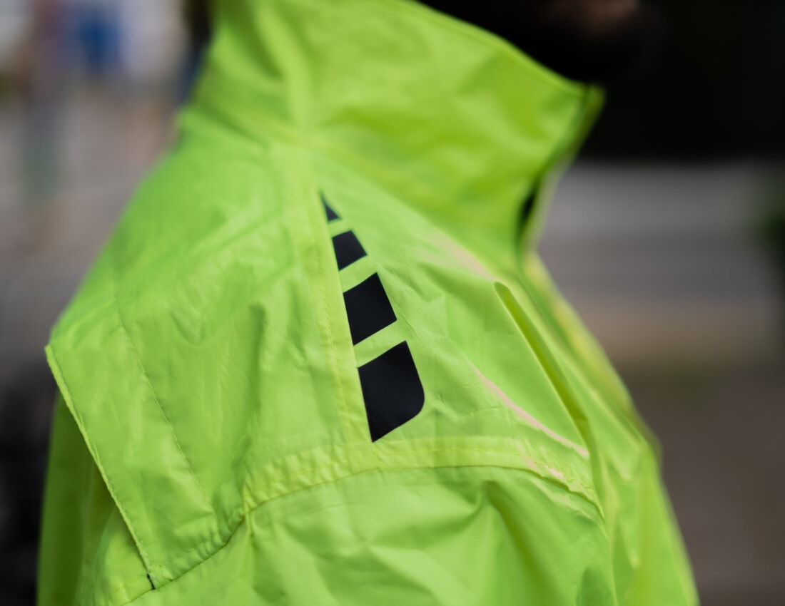 Combo Impermeable Hydra + Zapatones Sequoia Suela dura+ forro morral + Guantes Moto, Motociclismo