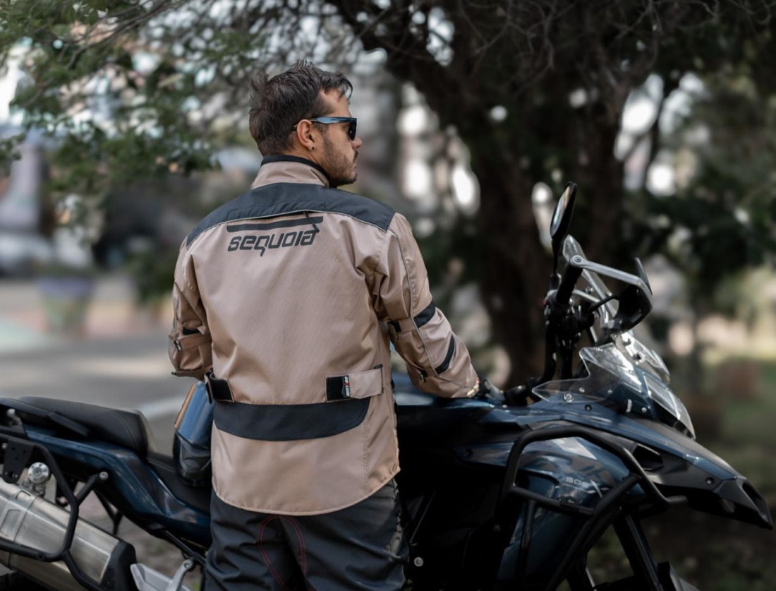 Chaqueta Sahara - Protecciones Certificadas - 100 % Impermeable