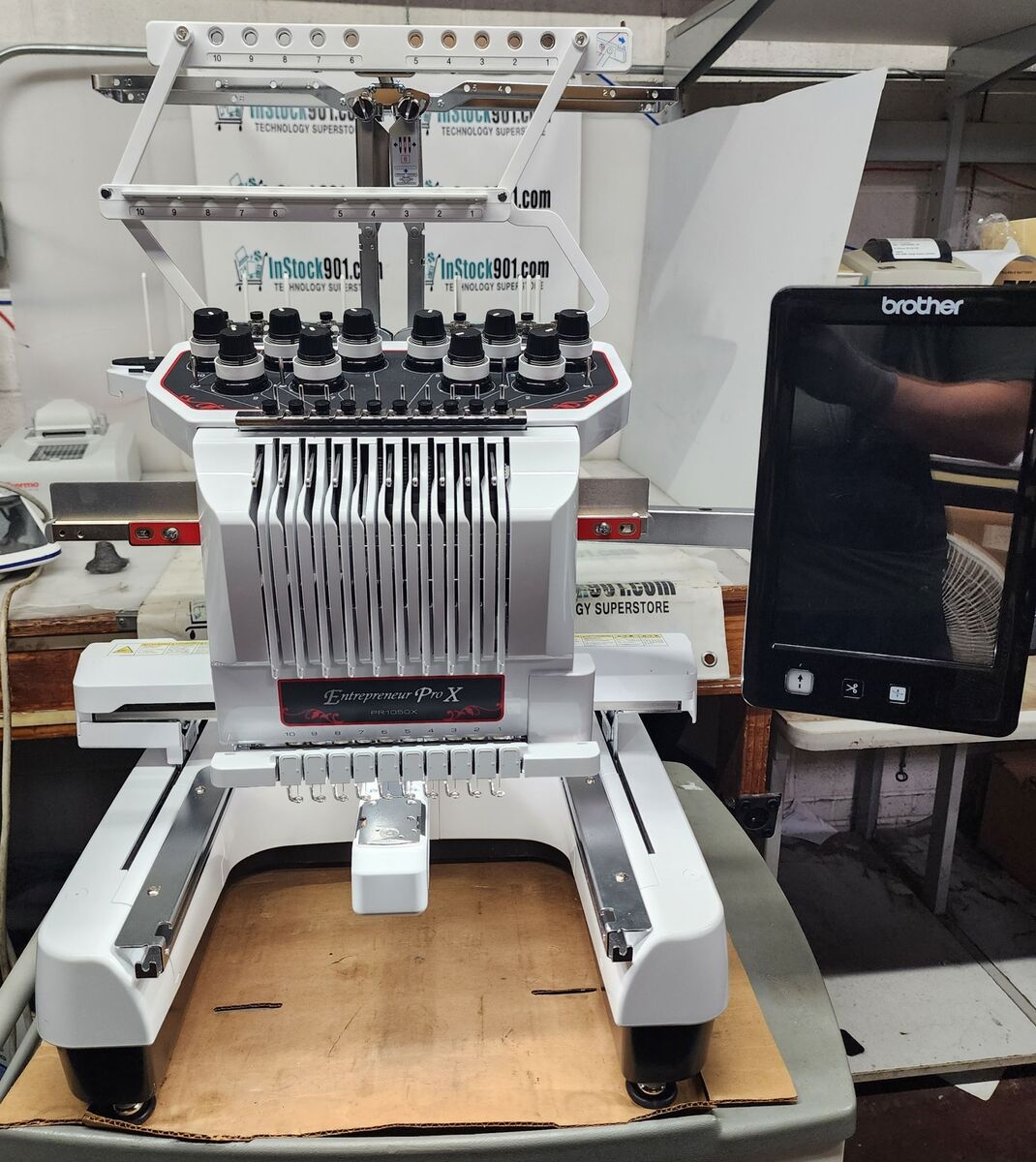 Muestra de bordado computarizado de alta calidad